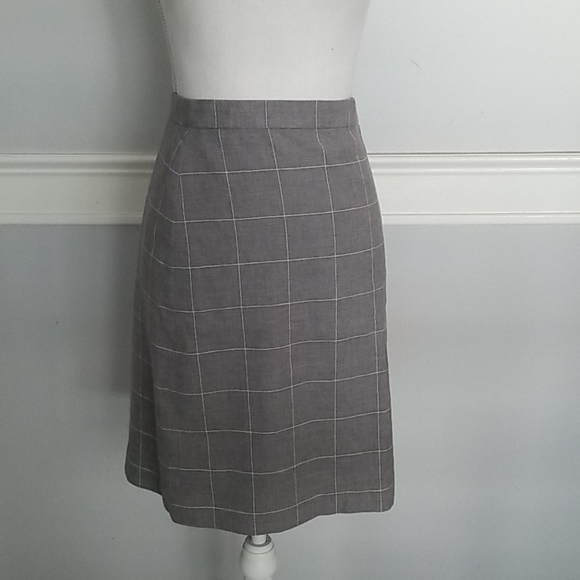 Ann Taylor Dresses & Skirts - Ann Taylor Fully Lined Pencil  Skirt Size 14